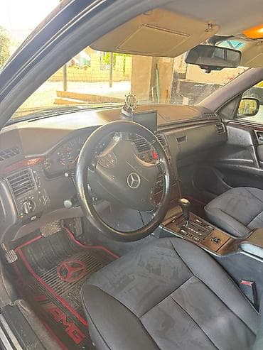 mercedes e class: Mercedes-Benz E‑Class W210 sedan - Kuzov: qara rəng, 4 qapı, orijinal — 4