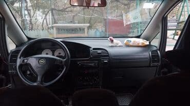 Opel Zafira: 1.8 l | 1999 il 300 km Van/Minivan