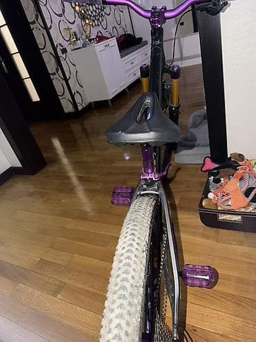 ushaq velosipedi: Dirt/Street tipli dağ velosipedi – 26” - Çərçivə: alüminium, mat qara — 2