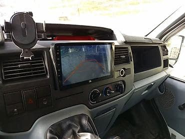 Ford Transit mikroavtobus - Kuzov: uzun baza, ağ rəng, yanları