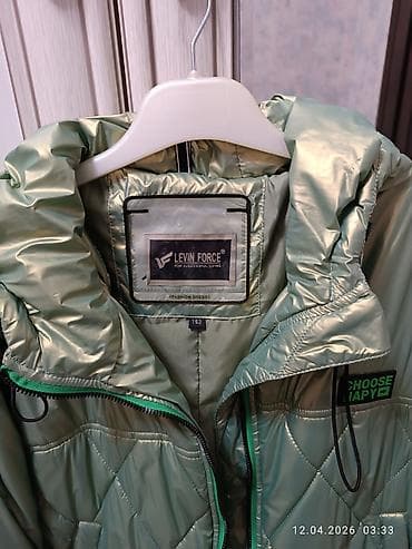 Üst geyimləri: Levin Force brendinin qısa şişmə gödəkçəsi.100 man alınıb,2-3 dəfə — 3