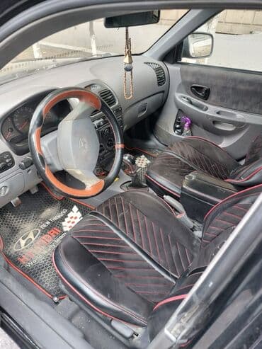 ceşqa maşını: Hyundai Accent: 1.5 l | 2005 il Sedan — 3