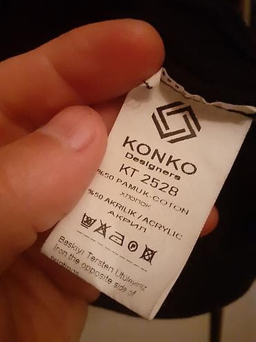 bantlı ətək: Gencede satilir orginal toxunma KONNO kişi sviteri 50azn alinib bir at — 8