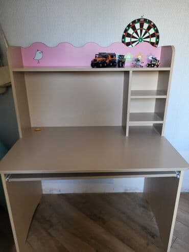 столи для кафе: Для девочки, Шкаф — 5