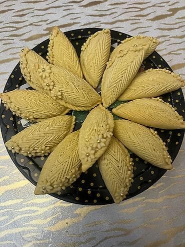 un halvasi: Şirniyyatlar evdə hazırlanır təmiz və keyfiyyətli şəkərbura 1 manat 70 — 5