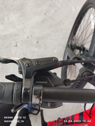 qruz nə deməkdir: İşlənmiş Trek velosipedi Trek, 28", sürətlərin sayı: 16, Pulsuz çatdırılma — 5