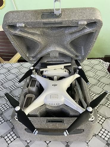 DJI Phantom seriyalı kvadrokopter komplekti Xüsusiyyətlər: - Model