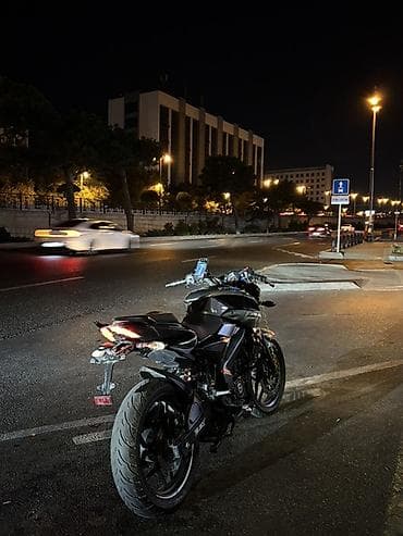Bajaj - Pulsar NS200, 200 sm3, 2022 il, 31000 km — 4