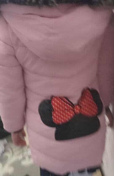 usaq paltar: Uşaq qız üçün qışlıq şişmə gödəkçə. tezedr az geylib 5-6 yasa - Rəng — 1