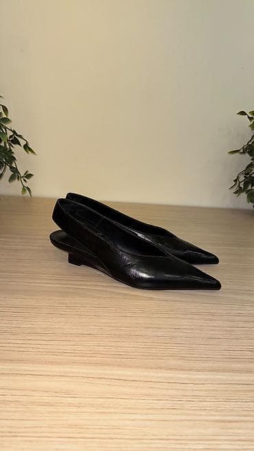 Tuflilər: Tuflilər, Ölçü: 39, rəng - Qara, Yeni — 1