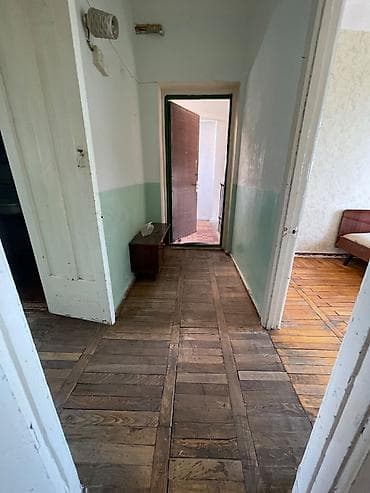 Bakı, 3 otaqlı, Köhnə tikili, 63 kv. m — 1