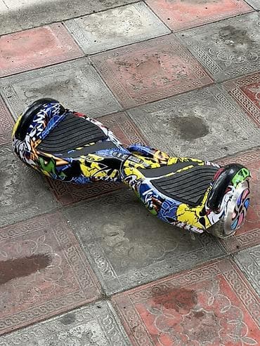 Elektrik nəqliyyatı: Heçbir problemi yoxdu. Graffiti dizaynlı 2 təkərli hoverboard — 3