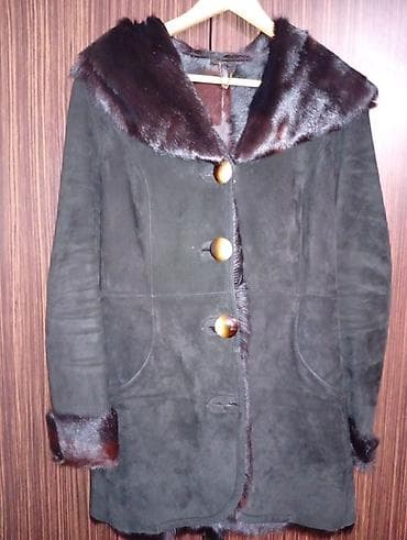 qara pencek: Qadın üçün qara rəngli uzun dəridən şuba (dəri-kürk). - Material — 4