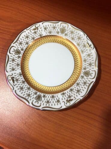 куплю старую мебель: Обеденный набор, цвет - Золотой, 6 персон, Чехия — 2