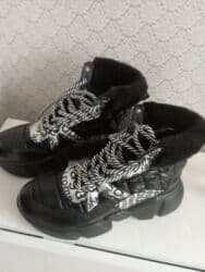 Makasin və loferlər: Ölçü: 39, rəng - Qara, Yeni — 1