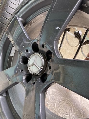 qezali masin: İşlənmiş Disk təkər Mercedes-Benz 225 / 40 / R 18, 5 Boltlu — 4