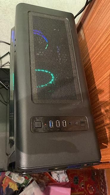 Kompüter və noutbuk aksesuarları: Gaming masaüstü kompüter – RGB işıqlı şüşə ön panel və yan panel — 1