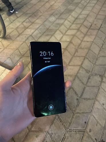 IPhone 11, 256 GB, Desert Titanium, Barmaq izi