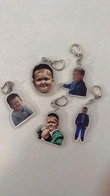 Akril foto açarlıq asqıları - Şəklin konturu üzrə kəsilmiş