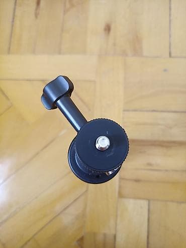 tripod kamera: Qatlana bilən teleskopik tripod/selfie stick təqdim olunur. Telefon — 4