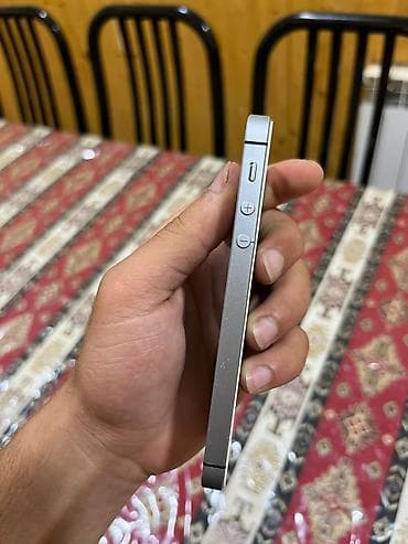 apple iphone 7 plus: IPhone SE, Gümüşü, Barmaq izi — 4