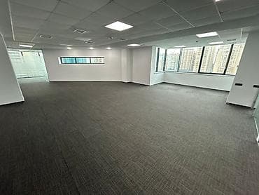 aşağda: 📍 Chirag Plaza Biznes Mərkəzində Ofis İcarəyə Verilir 🔹 Ünvan — 9