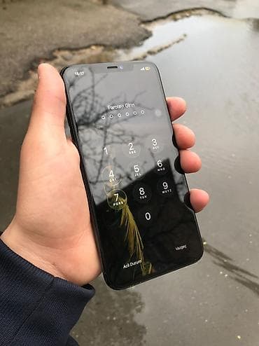 211 nomre satisi: IPhone 11 Pro Max, Matte Midnight Green — 5