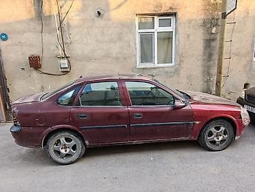 opel vectra b: Opel Vectra: 1.6 l | 1997 il 2 km Sedan — 2