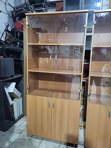 2el dolablar: Şüşəli vitrin şkaflar – 2 ədəd (eyni model) - Material: ağac — 4