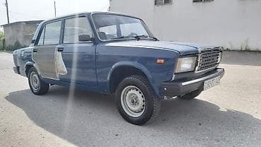 mercedes r17 disk: VAZ 2107 sedan - Kuzov: 4 qapılı sedan, göy rəngli (ön sol — 5