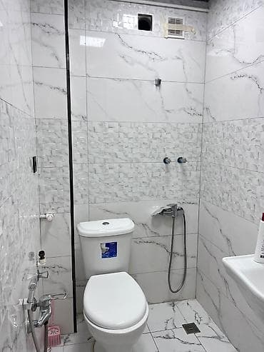 nizami metro: 1ci mikrorayon, 2 baci qalir. Əlave 1 xanima ehtiyac var. İsdeye — 7