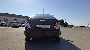 Avtomobil satışı: Chevrolet Aveo: 1.6 l | 2013 il 162000 km Sedan — 1