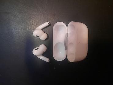 Kompüter və noutbuk aksesuarları: Apple AirPods Pro simli/simsiz şarj qabı ilə. Xüsusiyyətlər: - Aktiv — 2