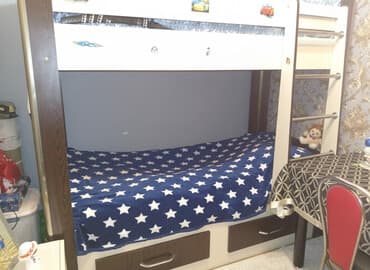 tek yataq carpayi: Oğlan və qız üçün, İşlənmiş, Çarpayı, Matras ilə, Siyirməli, MDF — 1