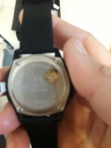 tek qas sirqalar: Yeni, Qol saatı, NaviForce — 4