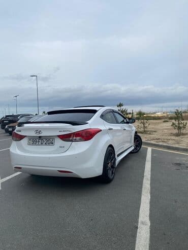 faizsiz kreditlə maşın: Hyundai Elantra: 1.8 l | 2013 il Sedan — 8