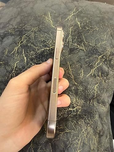 iphone 18 qiyməti: IPhone 16 Pro, Natural Titanium, Face ID — 4