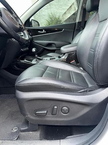 daewoo salon: Kia Sorento: 2 l | 2017 il Krossover — 7