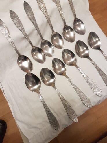 dəm qaşığı: Xörək qaşığı. 12 ədəd. - Dizayn: Dəstənin üzərində oyma bitki — 6