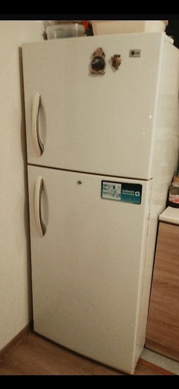 Məhsul: National No-Frost iki qapılı soyuducu Xüsusiyyətlər: - Üst