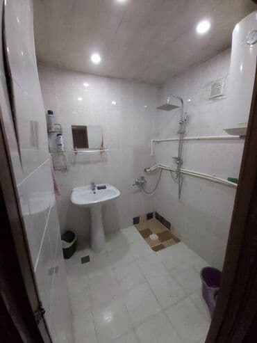 купить квартиру в ханкенди: Баку, 3 комнаты, Вторичка, м. Нефтчиляр, 63 м² — 9