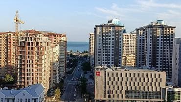 2 otaql: Xətai metrosunun yanında, yeni tikili 16 mərtəbəli binanın 15-ci — 10