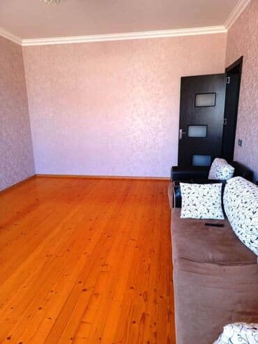 heyet evinde bulaq: 3 otaqlı, 81 kv. m, Yeni təmirli — 6