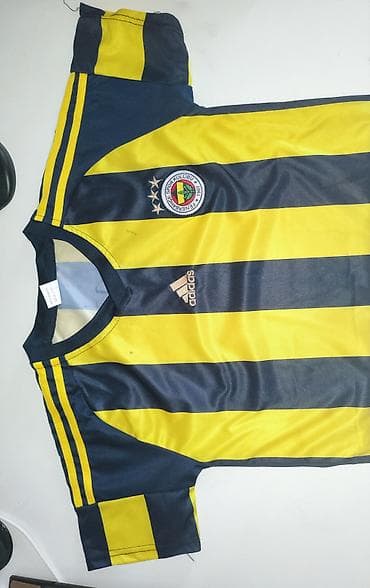 Fenerbahçe uşaq futbol dəsti – Retro Ölçü: 160-170 boy orta qəlib14-15 — 2