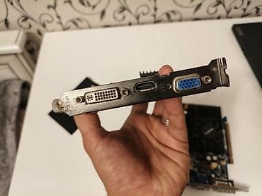 asus: ASUS və Gigabyte markalı iki ədəd giriş səviyyəli video kart Ümumi — 4