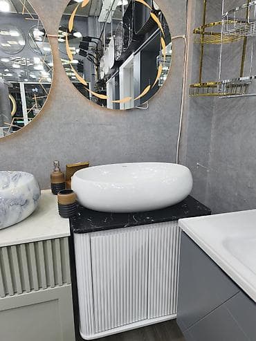 plasdiq qaplar: Vanna otağı üçün müasir lavabo və şkaf dəsti - Masanın üzərinə — 1