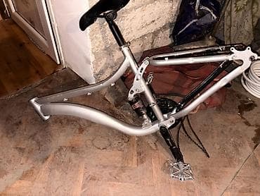 motorlu velosiped tap az: VELOSİPEDİN qiymet 80 azn Qalan hisselerde satilir Tərkib: - Tam — 3