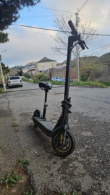 Elektrik samokat 10", 751 - 1000 Vt, 26 - 35 km/s