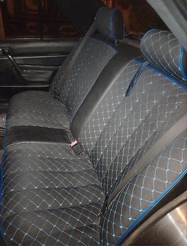 sud ceni: Mercedes-Benz 190 (W201): 2 l | 1992 il Sedan — 5