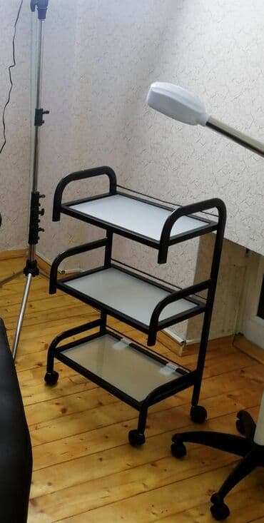 8 mart hədiyyələri: Etejerka Şüşəli üç mərtəbə Daşıyıcı Katalka Tibbi təkərli daşıyıcı — 2